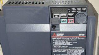 【どれを選ぶ？】三菱電機製インバータのA・E・D・F・Ｂシリーズの違いについて