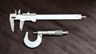 【測定機器の「校正」って何?】意味や必要性、実施方法について分かりやすく解説