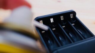 【接触不良に効果ある？】接点復活剤の仕組みや使い方、注意点について解説